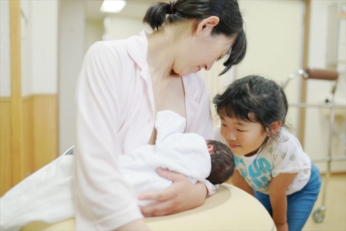 授乳・母乳育児はいつまで続ければいいの？卒乳・断乳っていつ？